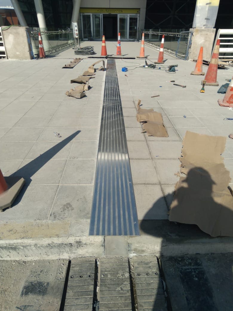 CUBREJUNTA PEATONAL DT-15 + CEVA-100